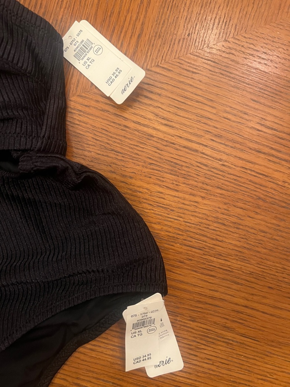 Aerie Ribbed Black Bikini set halter top
Style B15 - Picture 3 of 5